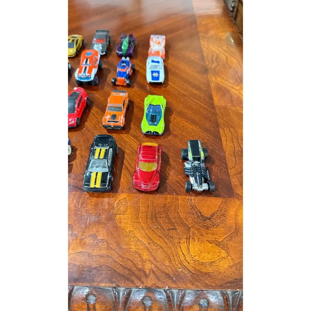 lot of 41 mixed hot wheels and other brand‎ play toy cars